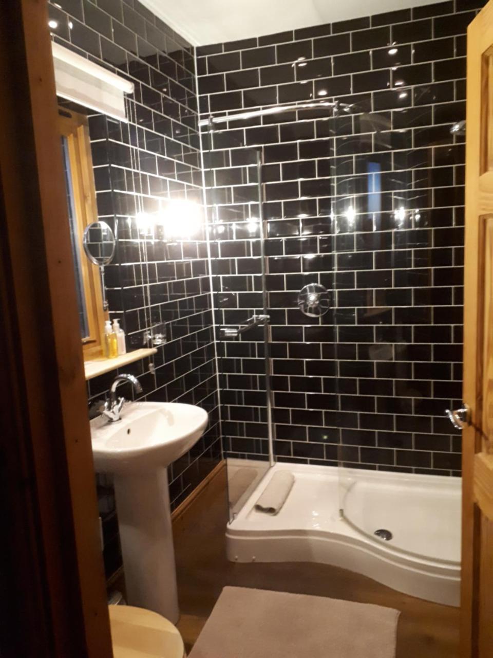 The Birdcage Guest House Cornhill on Tweed Экстерьер фото